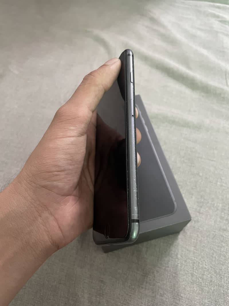 iPhone 8 plus PTA 4