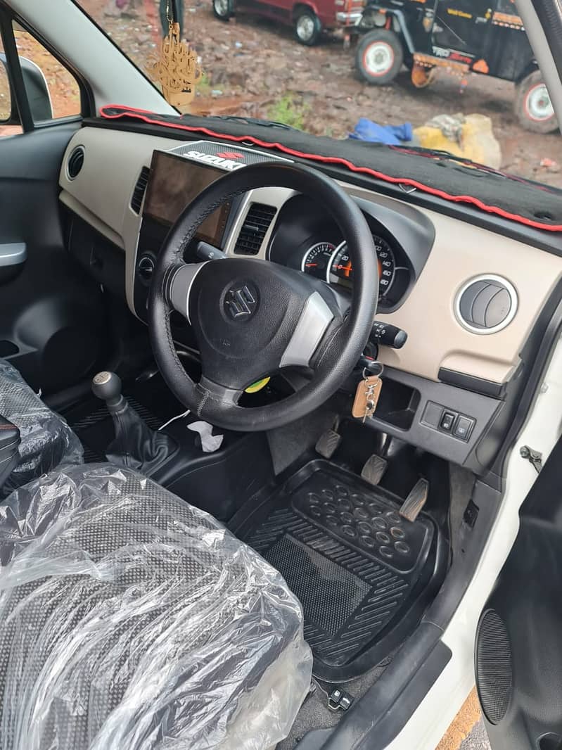 Suzuki Wagon R 2022 18