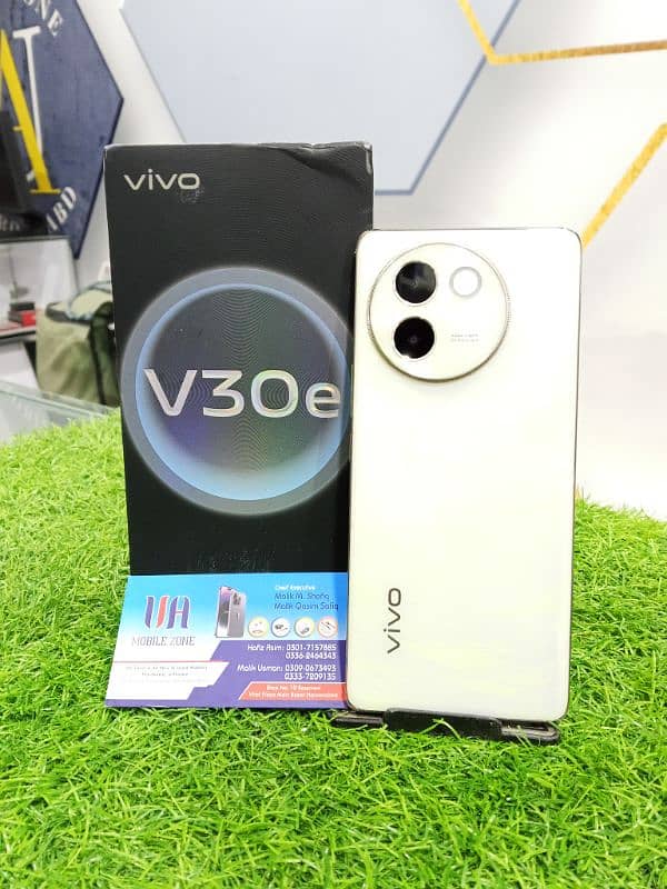 vivo v30e wite clor 4