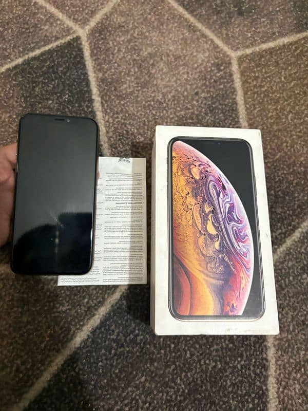 iphone xs 1