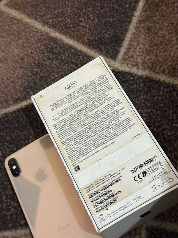 iphone xs 3
