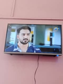 HI-Q new android smart tv