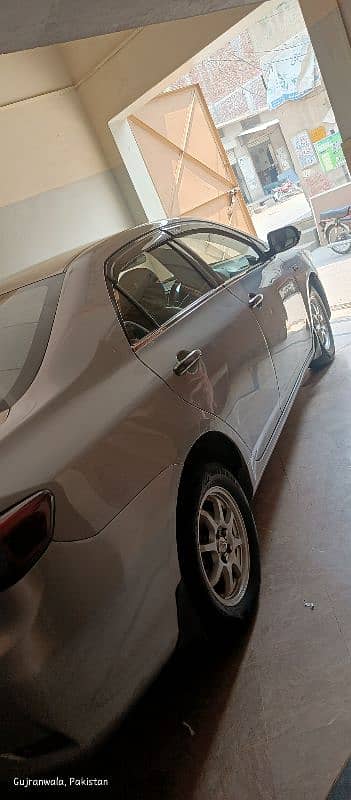 Toyota Corolla GLI 1.6 automatic 2013 4