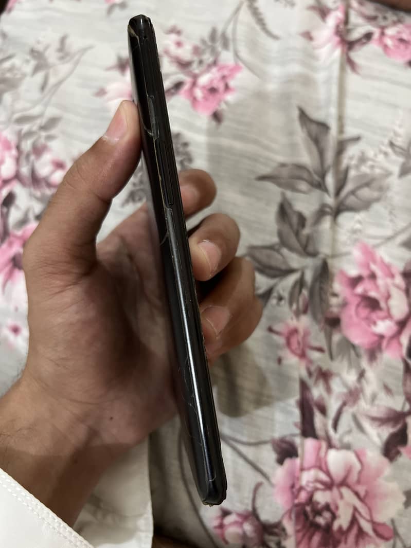 One Plus 6T 3