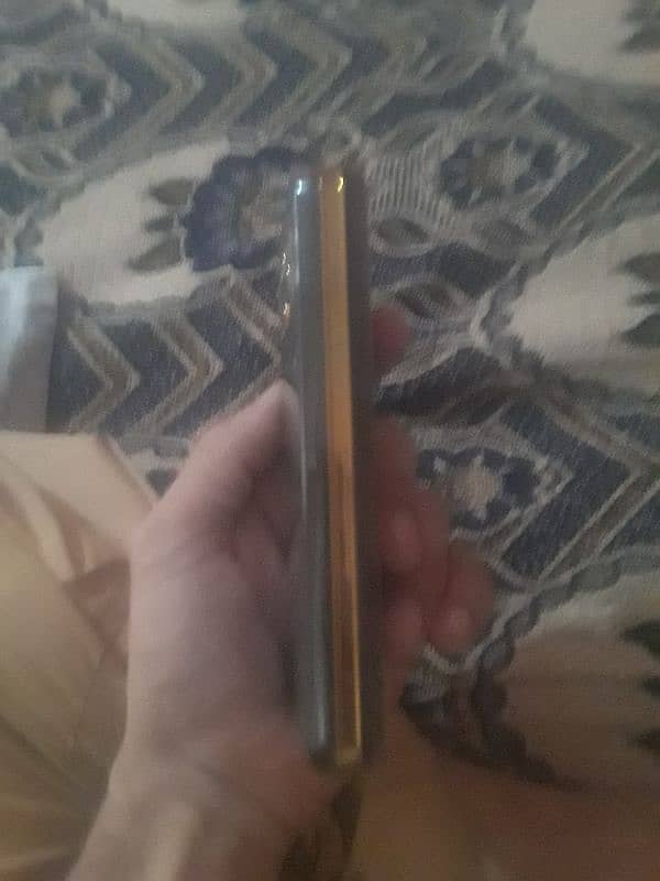 G,Five 4g Ultra Pro Touch & Type 1