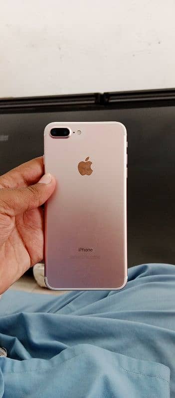 I phone 7plus 128gb pta approved battery change 0