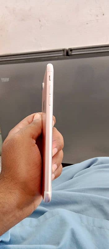 I phone 7plus 128gb pta approved battery change 1