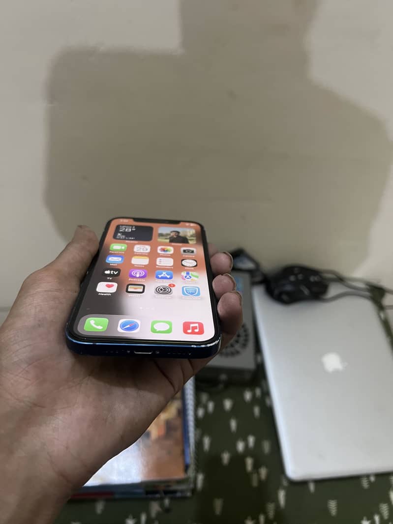 I phone 12 64gb BH 78 1
