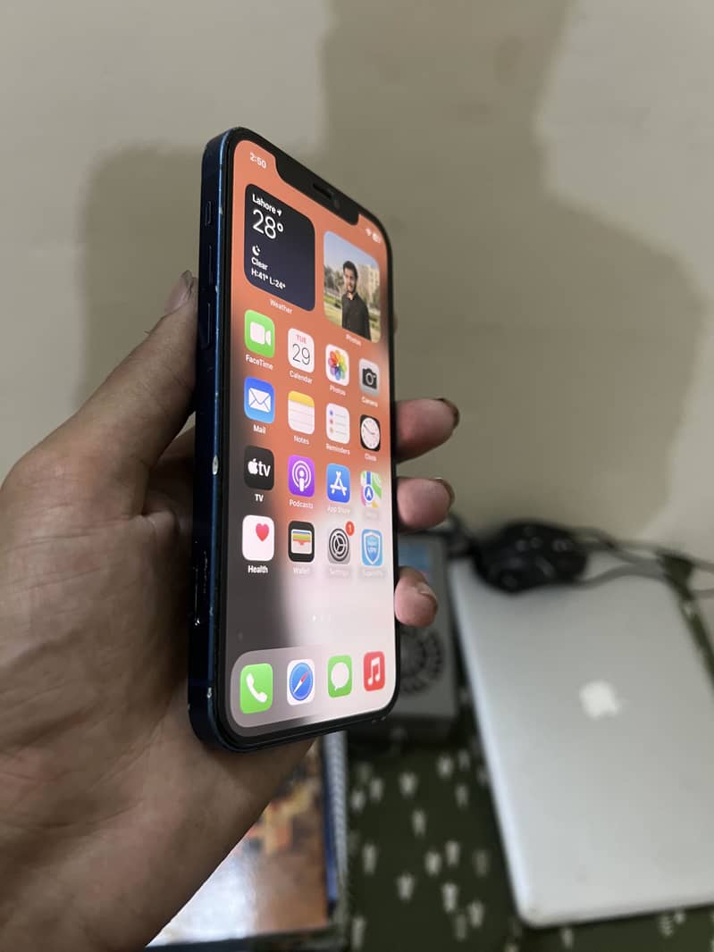 I phone 12 64gb BH 78 3