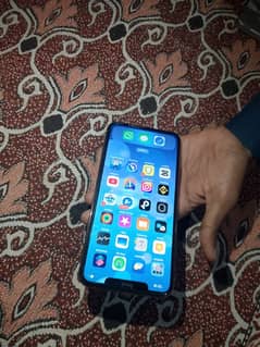 Iphone 11 pro max 10 by 10 condition 64Gb