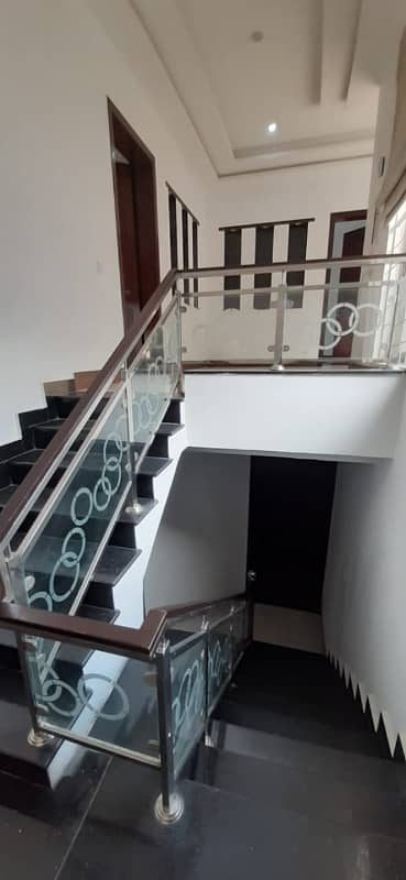 Stylish Living 1 Kanal Upper Portion For Rent In DHA Phase 5 In Prime Location 1