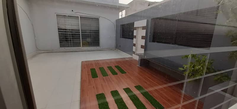 Stylish Living 1 Kanal Upper Portion For Rent In DHA Phase 5 In Prime Location 7