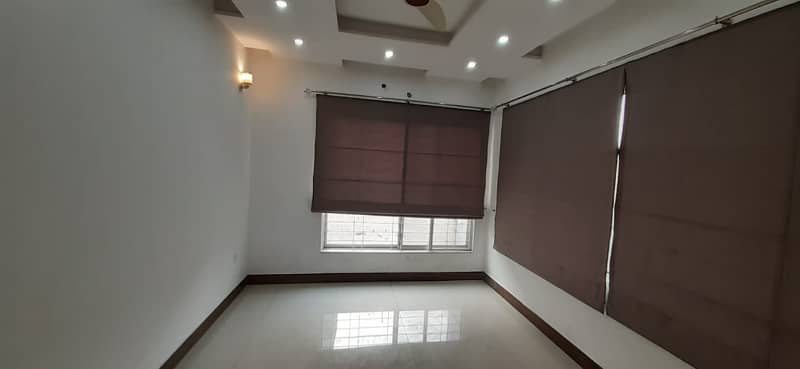 Stylish Living 1 Kanal Upper Portion For Rent In DHA Phase 5 In Prime Location 25