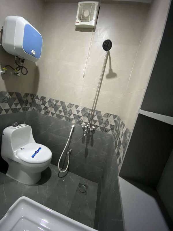 Fully Furnished One Bed Apartment For Rent 4