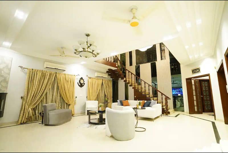 Luxury 1 Kanal Fully Furnished Double Unit Dream House In Phase 3 Block X 10