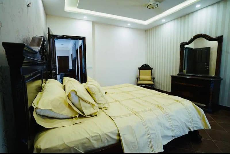 Luxury 1 Kanal Fully Furnished Double Unit Dream House In Phase 3 Block X 30