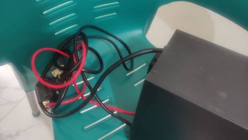Homage Vertex Series HVS-2414SCC UPS Solar Supported 10 months used 3