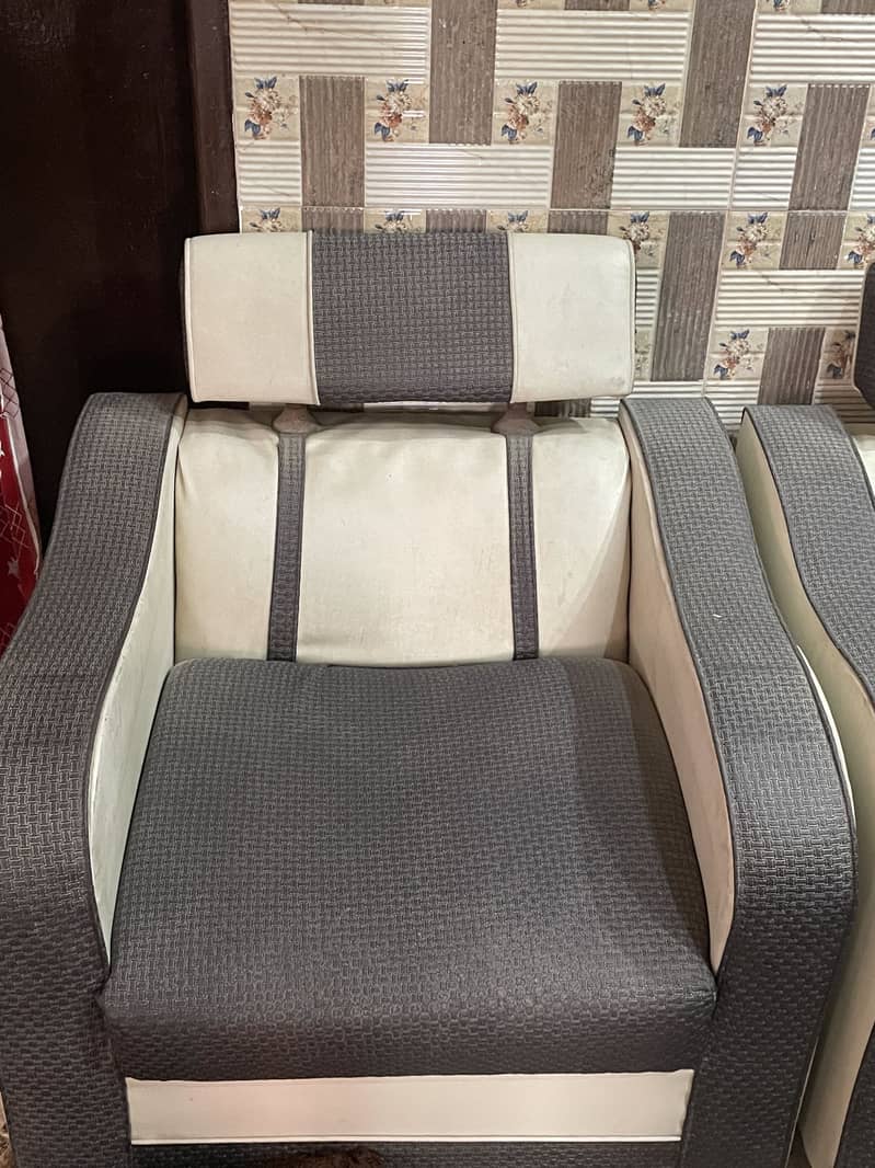 Five seater sofa set for sale 0