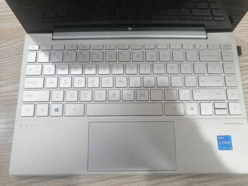 Hp laptop only  exchange with pc 1