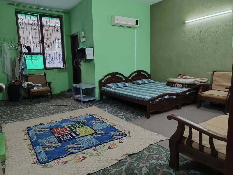 10 Marla House for Sale in DHA Phase 1 Lahore Prime Location, 4 Beds, Double Kitchen 5