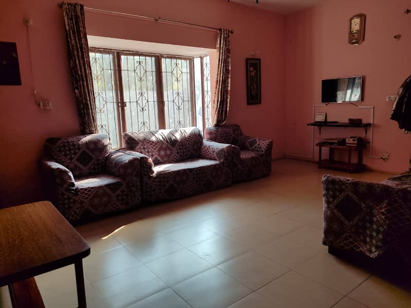 10 Marla House for Sale in DHA Phase 1 Lahore Prime Location, 4 Beds, Double Kitchen 6