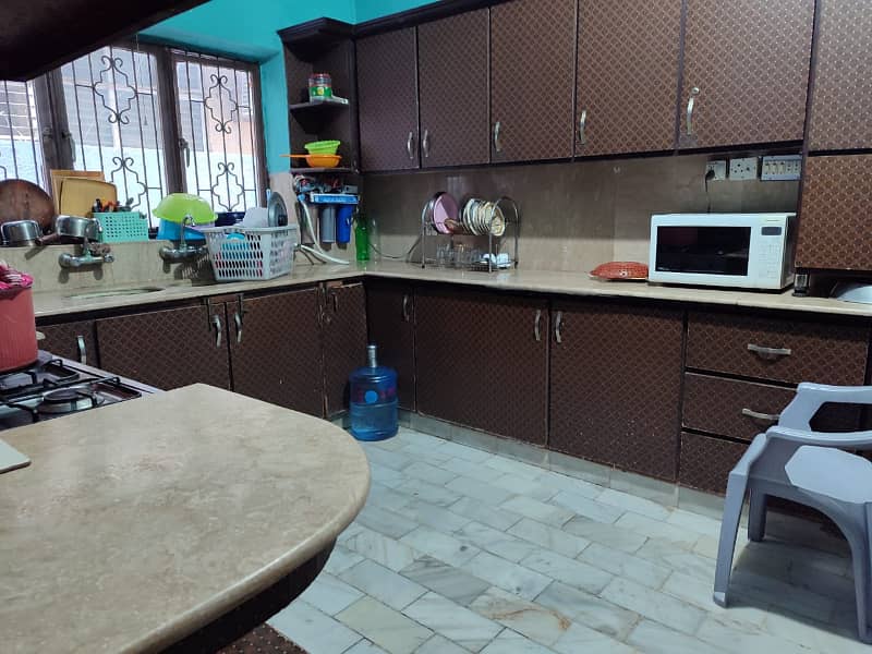 10 Marla House for Sale in DHA Phase 1 Lahore Prime Location, 4 Beds, Double Kitchen 7