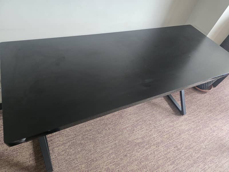 5ft Gaming Desk 2