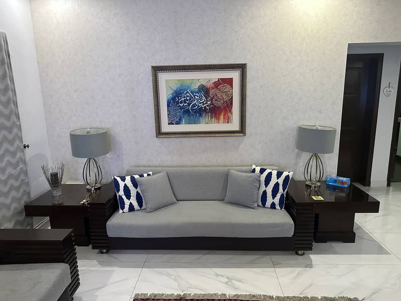 Pure wood luxurious NM 5 seater 0