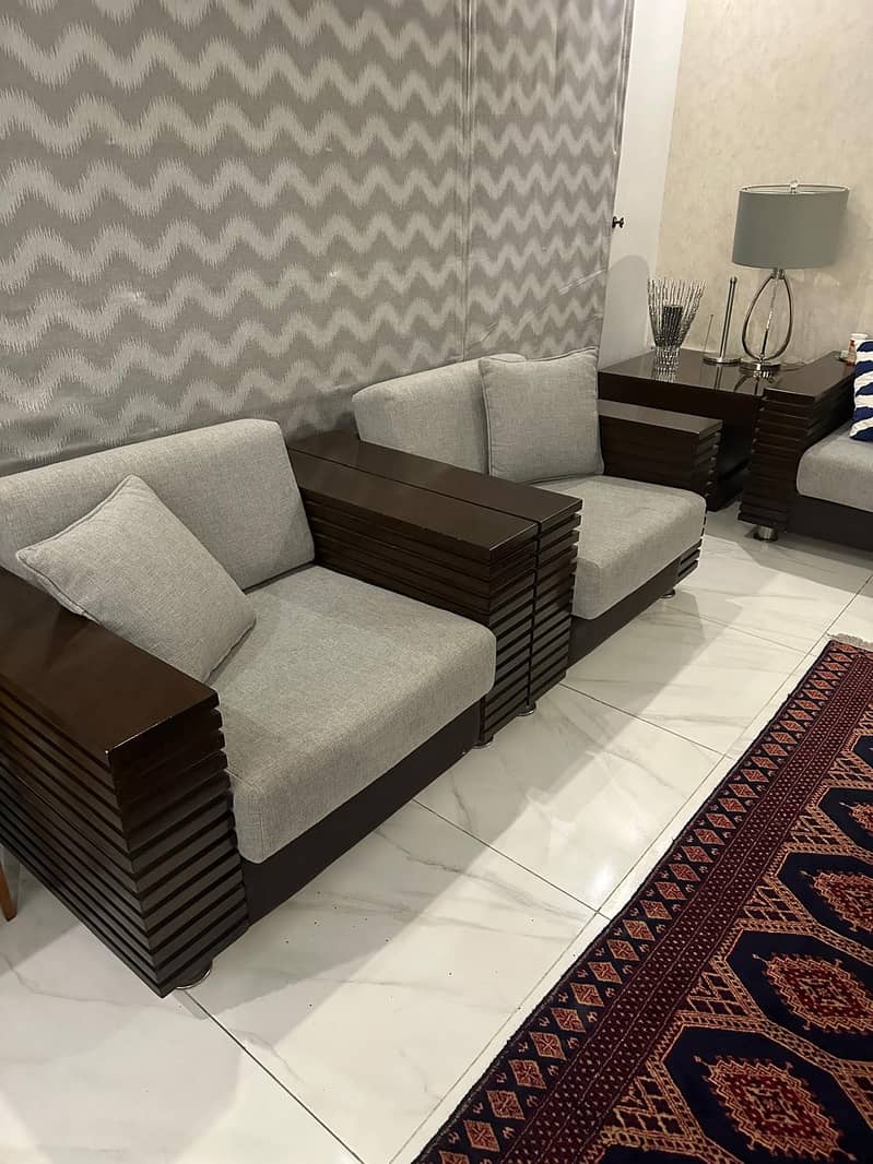 Pure wood luxurious NM 5 seater 1