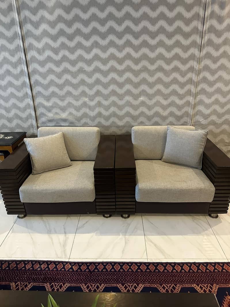Pure wood luxurious NM 5 seater 3
