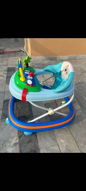 Imported baby pram,walker and carrycot 3