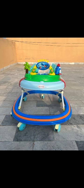 Imported baby pram,walker and carrycot 4