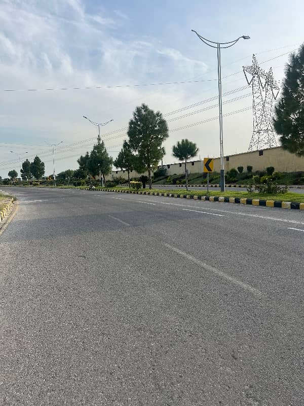 New city phase ii wah cantt L block opposite side for arcade viiiip Location plot Main blueverd 2