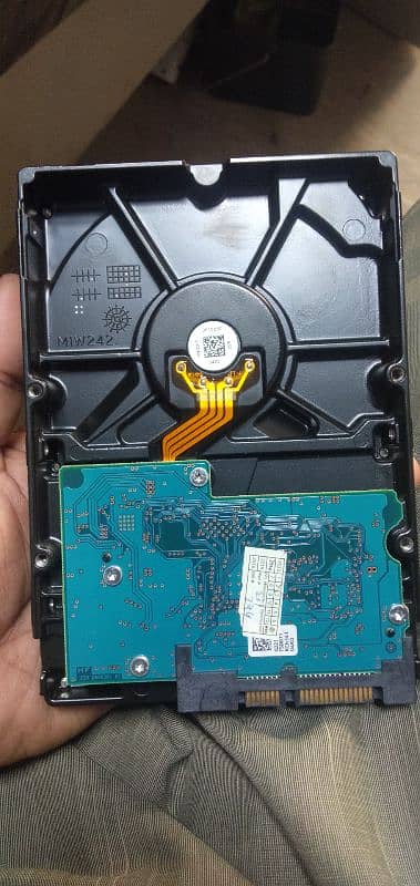 Toshiba 1TB hard drive 100% ok 2