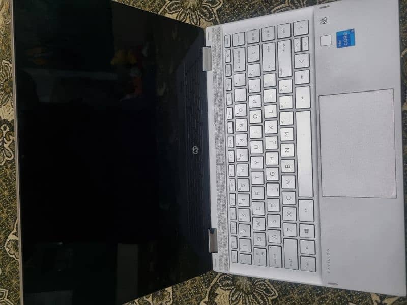 HP Pavilion I5 10th Generation 360x 4