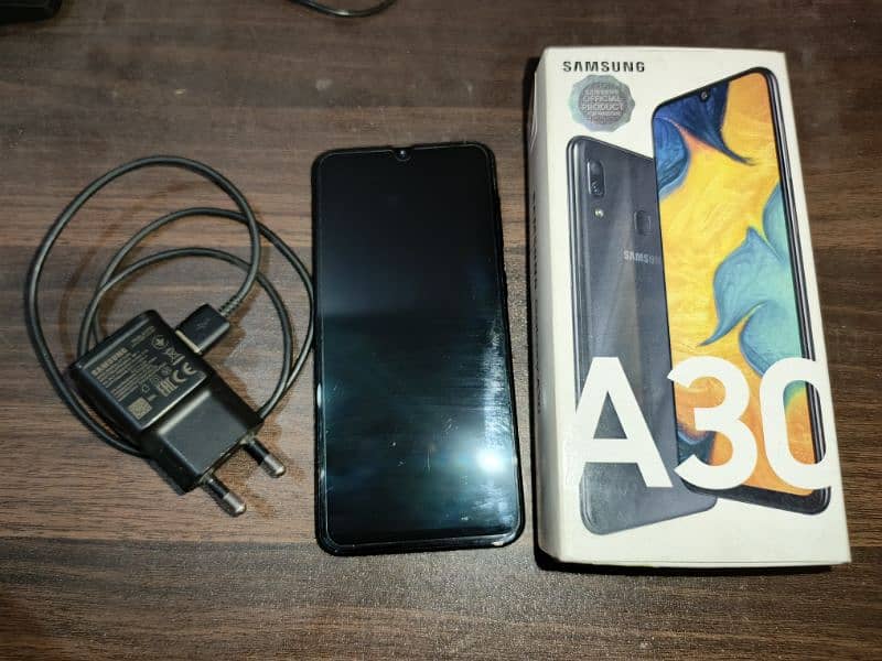 Samsung A30 0