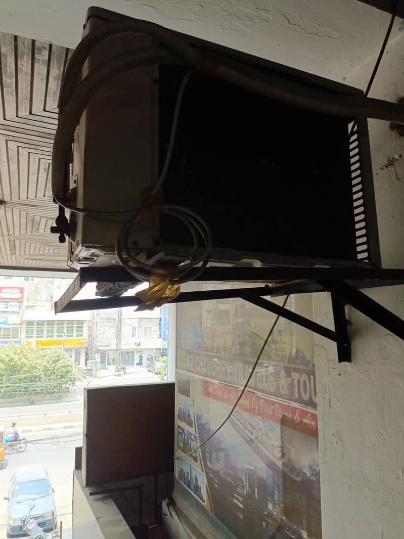 Windows AC 1