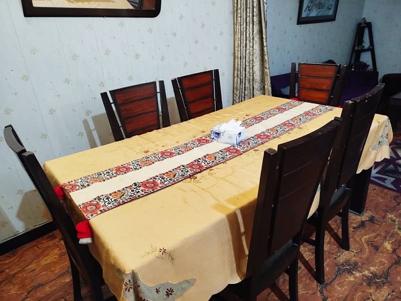 6 seater dining table 3