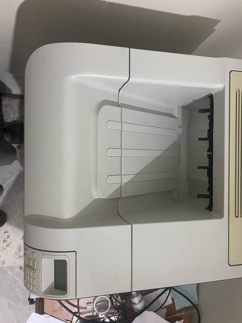 HP Lazerjet P4015n 3