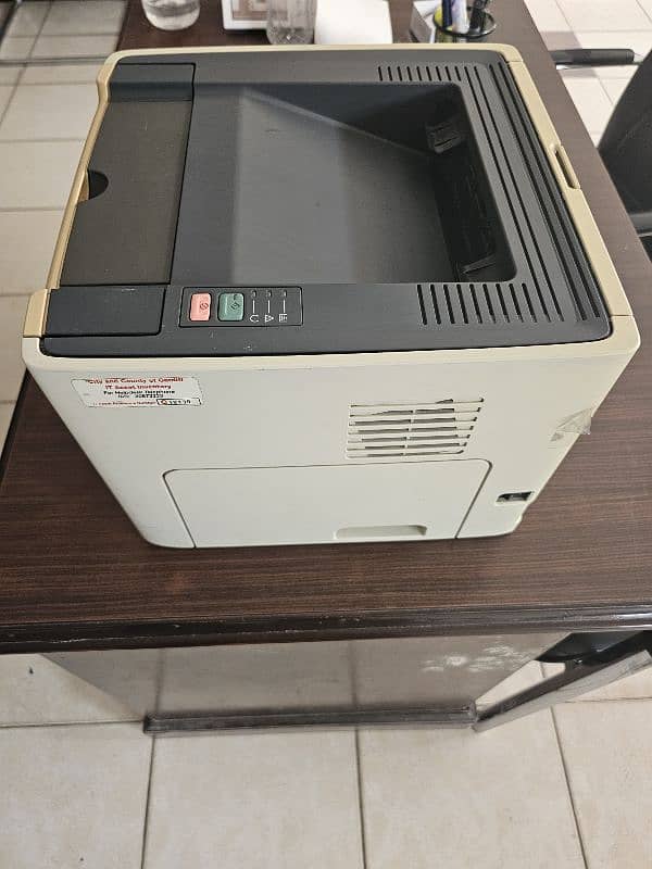 HP Laserjet 1320 1