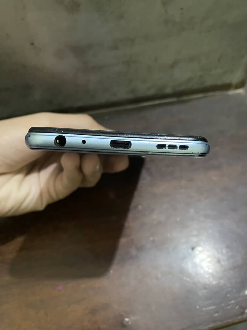 Vivo y 15s Usd mobile condition 10/7 0