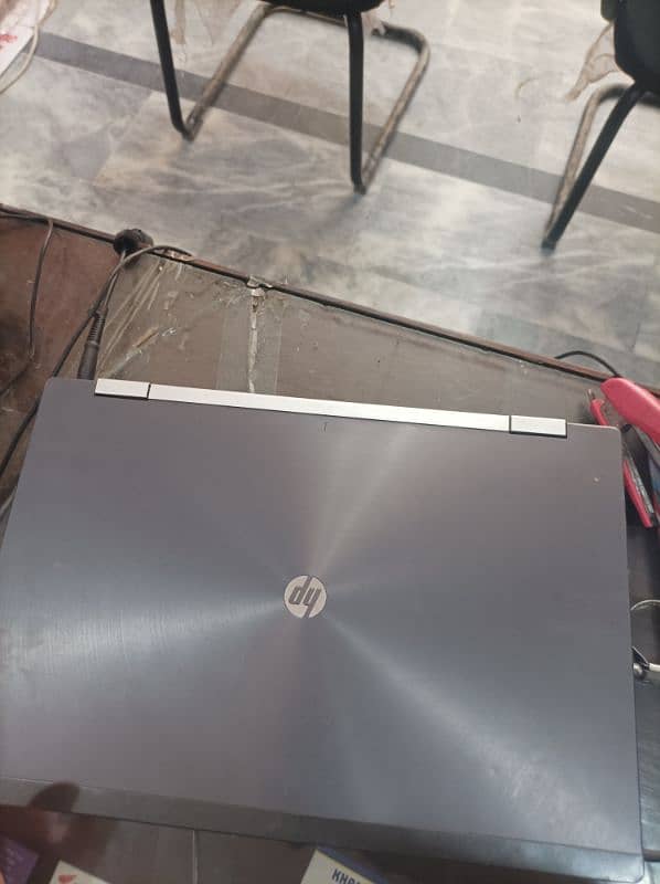 HP EliteBook 8570w Workstation 1