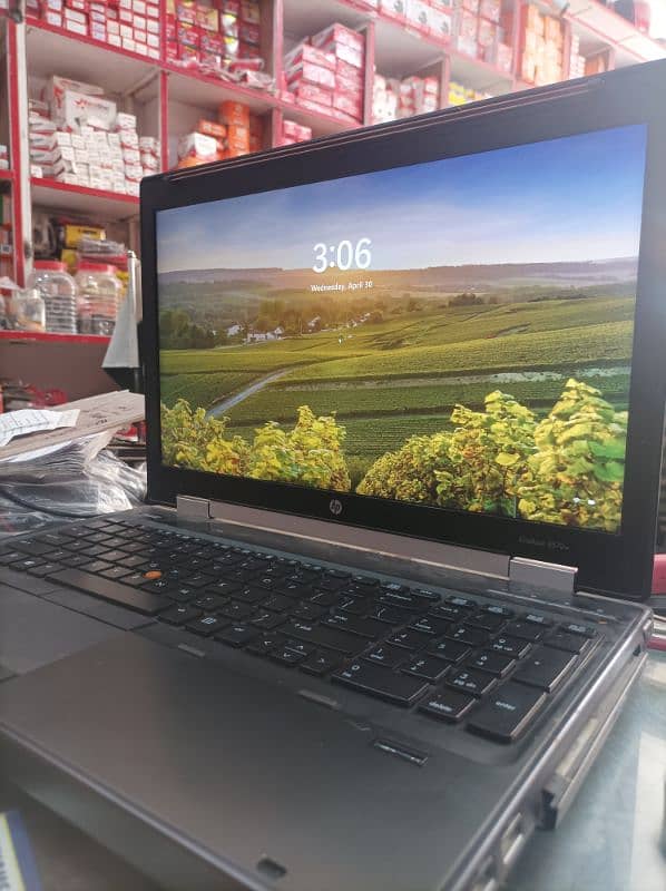 HP EliteBook 8570w Workstation 3