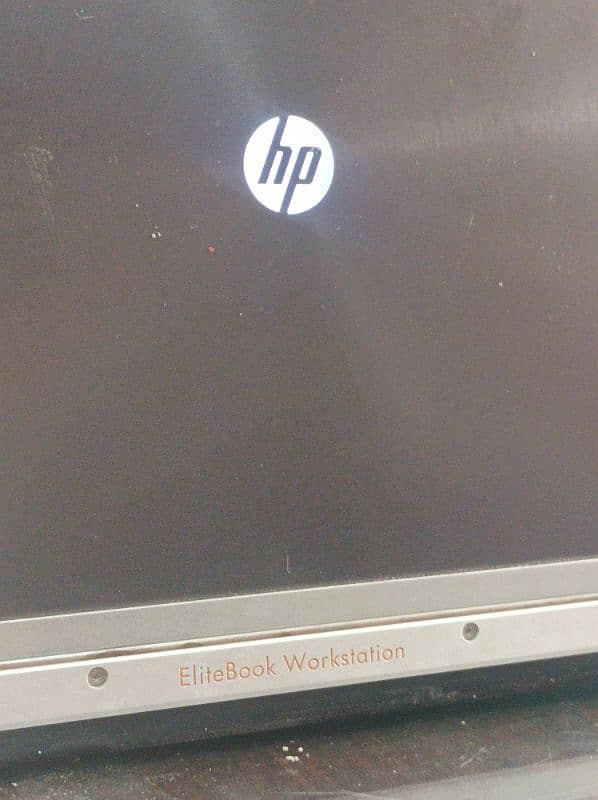 HP EliteBook 8570w Workstation 4