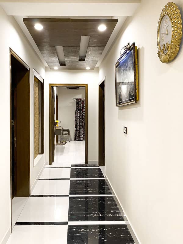 Luxurious 1 Kanal Furnished House for Sale in Bahria Town, Lahore 2