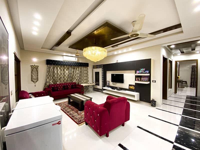 Luxurious 1 Kanal Furnished House for Sale in Bahria Town, Lahore 20
