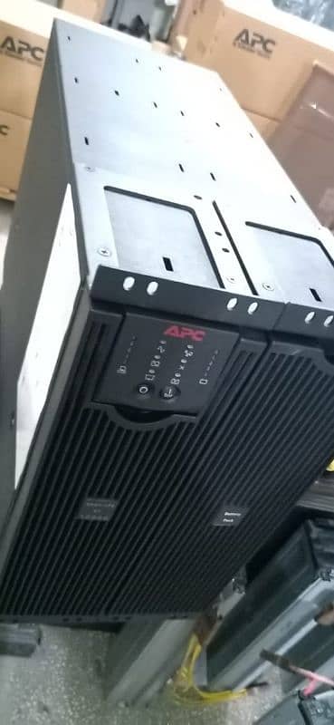 SURT10000XLI/10KVA APC SMART UPS 2