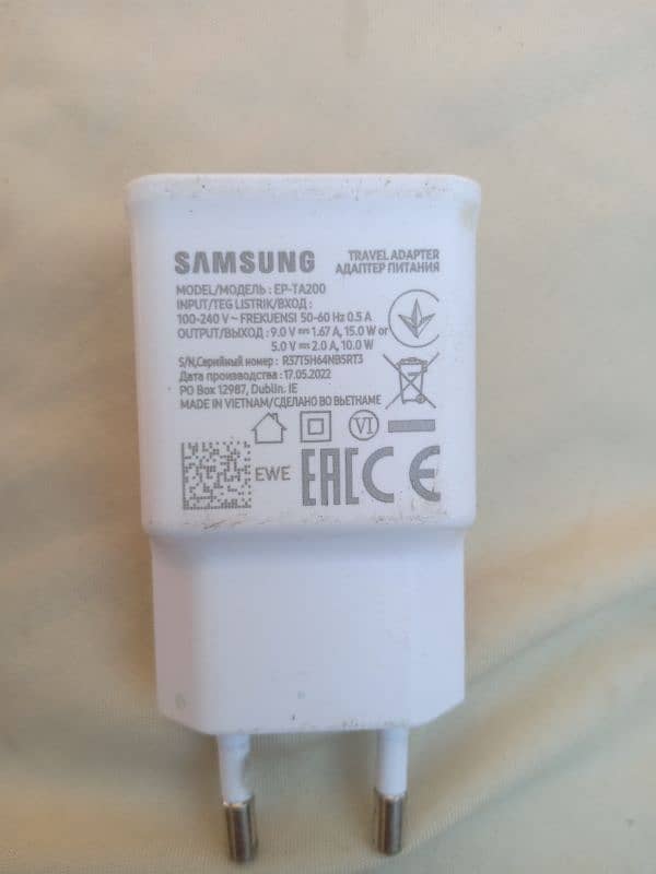 oppo a76 a54 vivo y16 iPhone 61w Samsung a52 original box wale charger 12