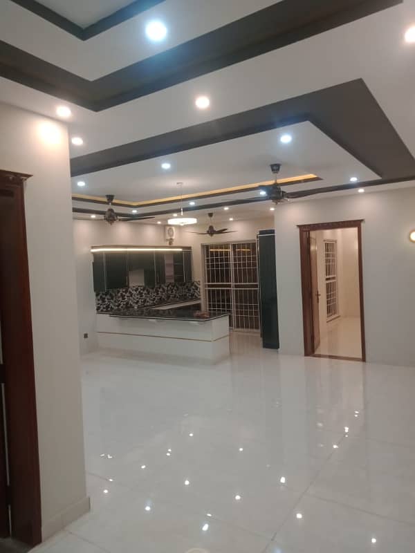 Bahria orchard Lahore 1kanal house for rent brand new first entry 15