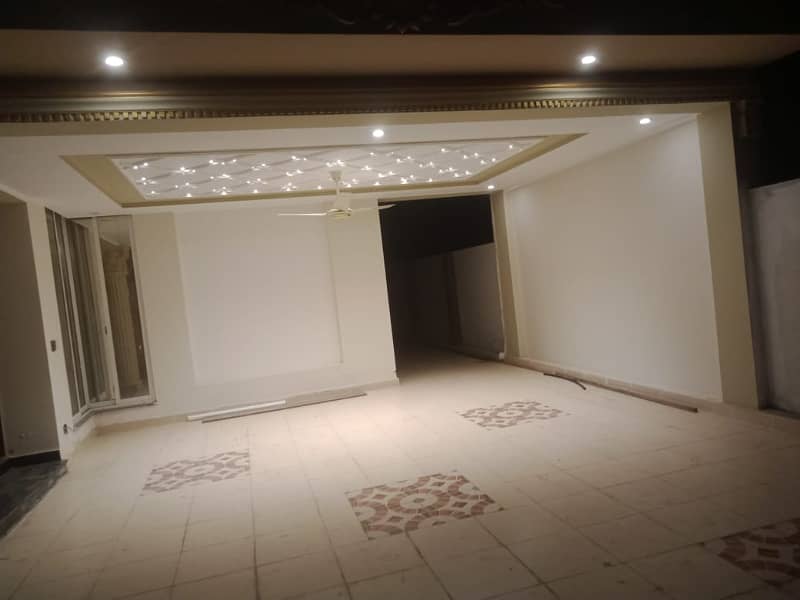 Bahria orchard Lahore 1kanal house for rent brand new first entry 36